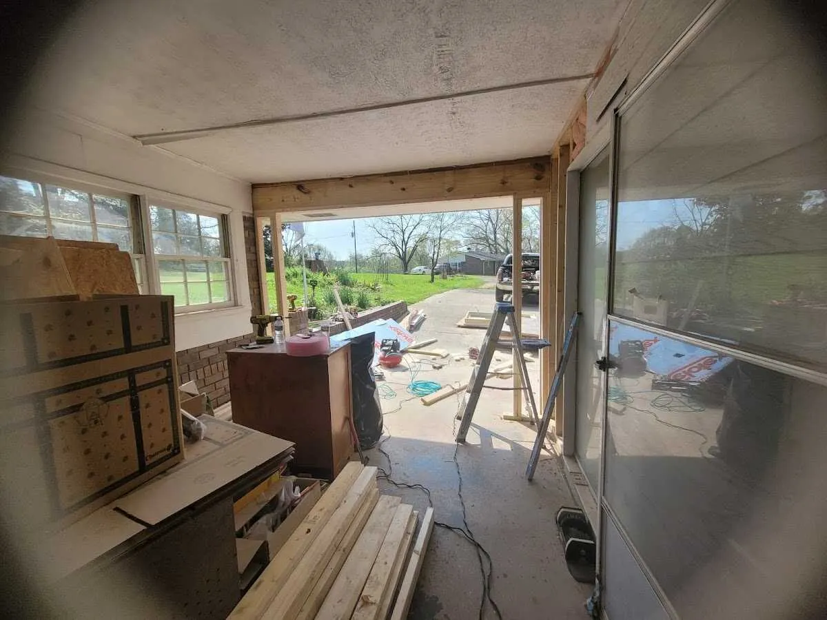 Air movers and dehumidifier for Drying & Dehumidification in St. Albans